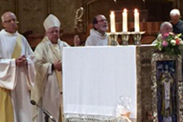 El bisbe Francesc felicita els voluntaris de les hospitalitats catalanes